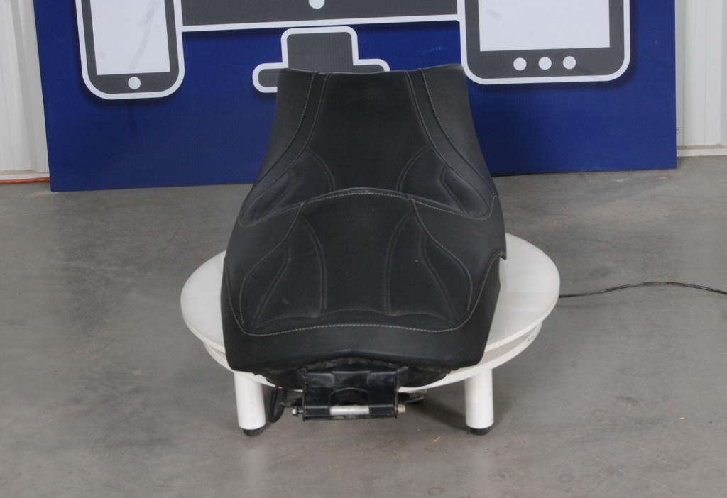 708001531-00101.jpg