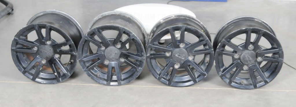 SET12-4X115-00101.jpg