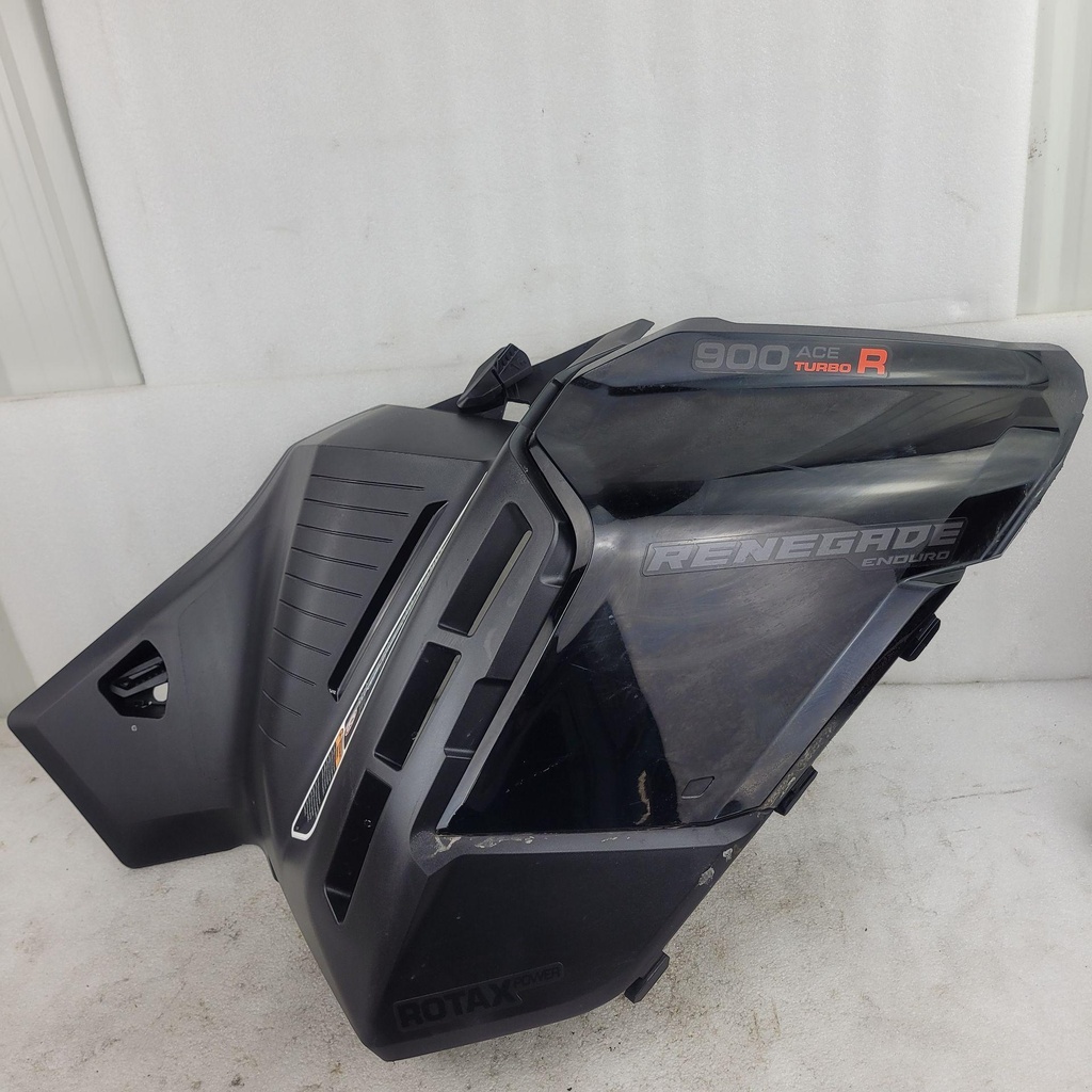 rh rear panel