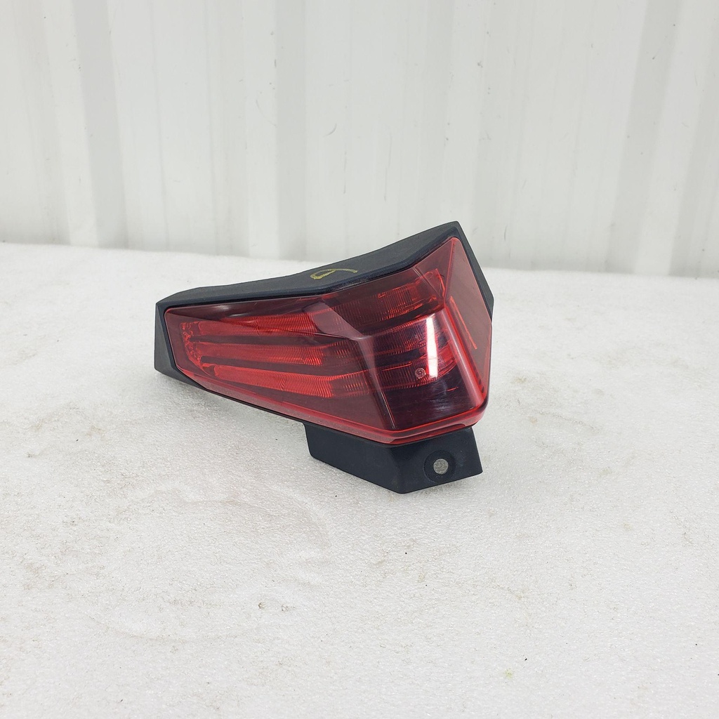 (new ref. 710010214) rh taillight