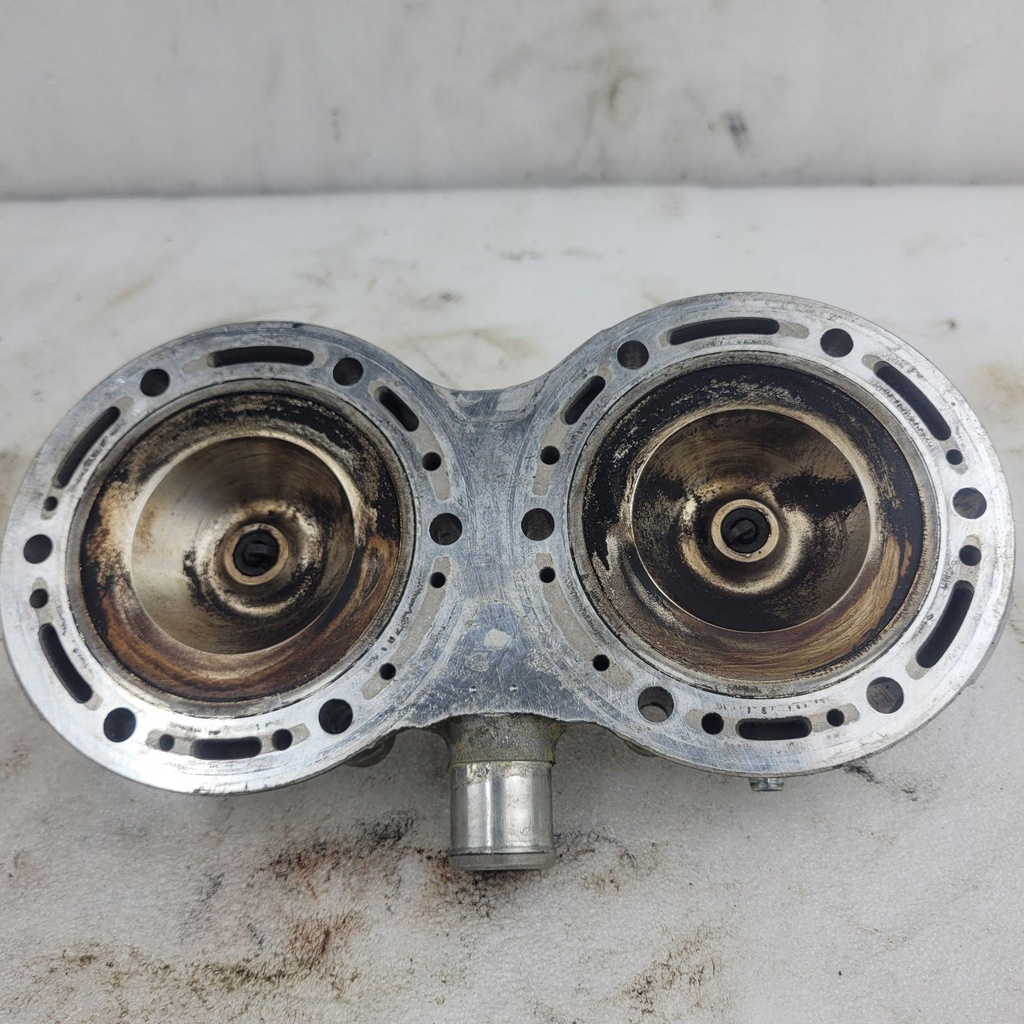 [3023283-001] cylinder head, 85 mm