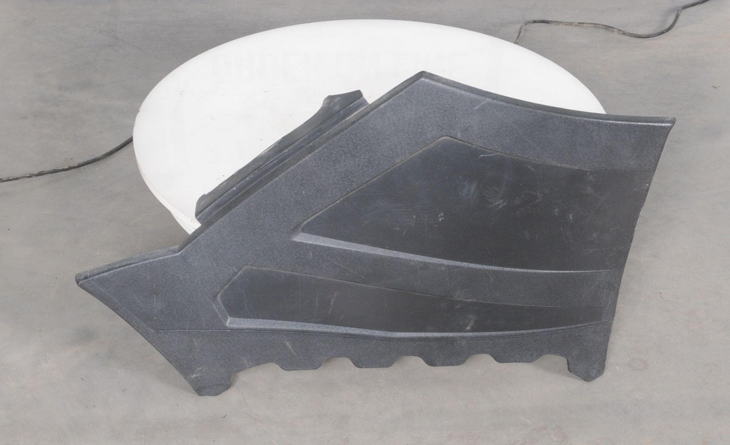 panel,side-rh (a-body)