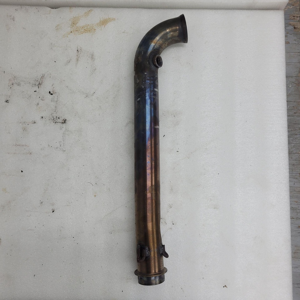 [707602419-001] Pipe Exhaust, Outlet