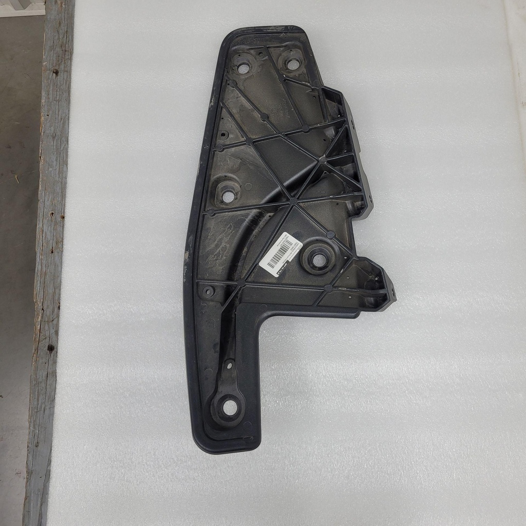 [705013903-001] Carbon Black, RH Front Footrest
