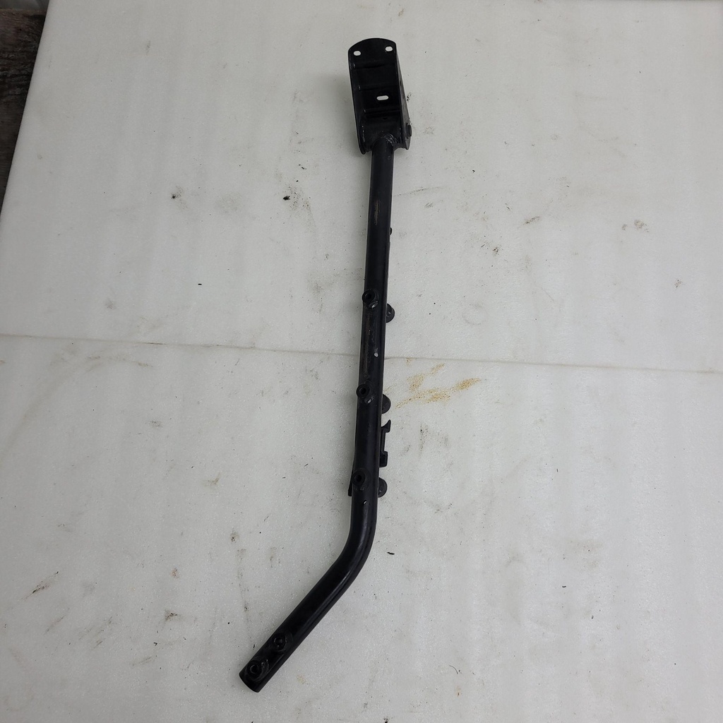 [705014000-001] LH Front Footrest Support