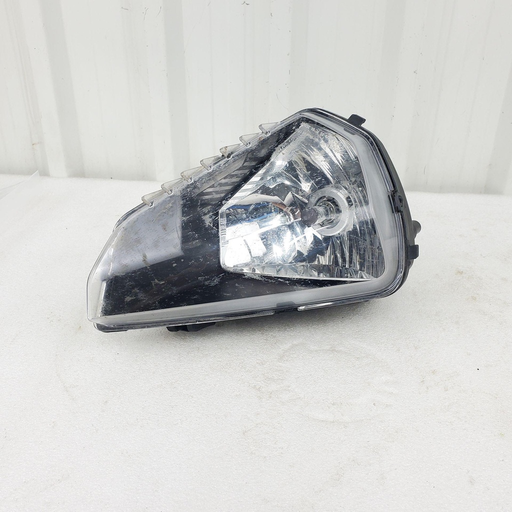 rh headlight