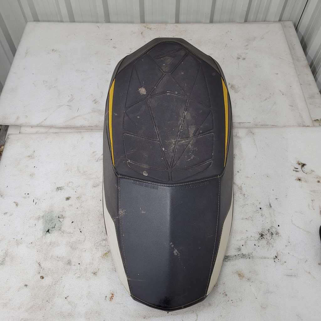 [510005675-001] SEAT COVER MX-Z X