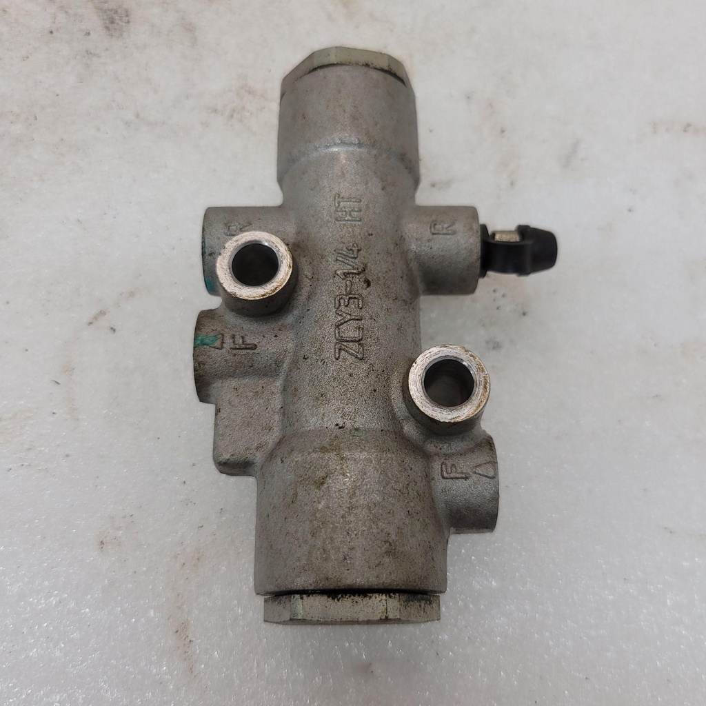 brake pressure dist valve (pcv)