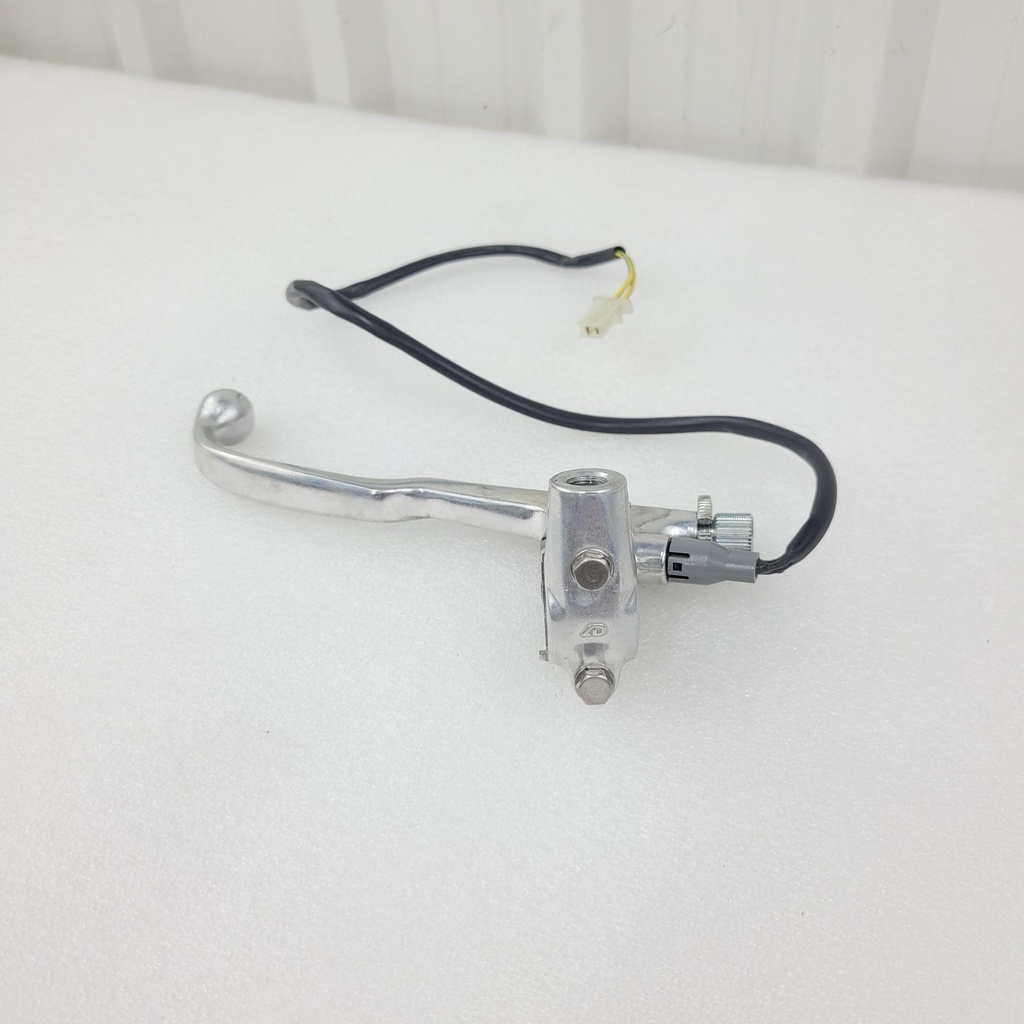 [57500-29F32-001] lever assy clutch