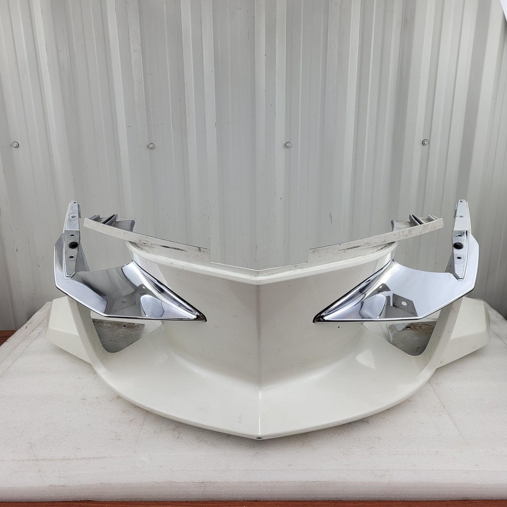 (new ref. 705006217) bumper cover, white pearl