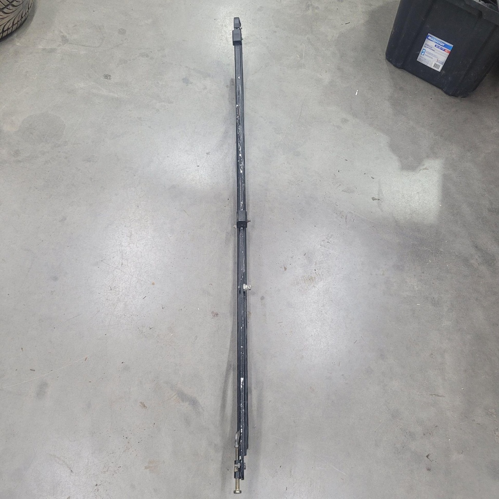 rail, formed black