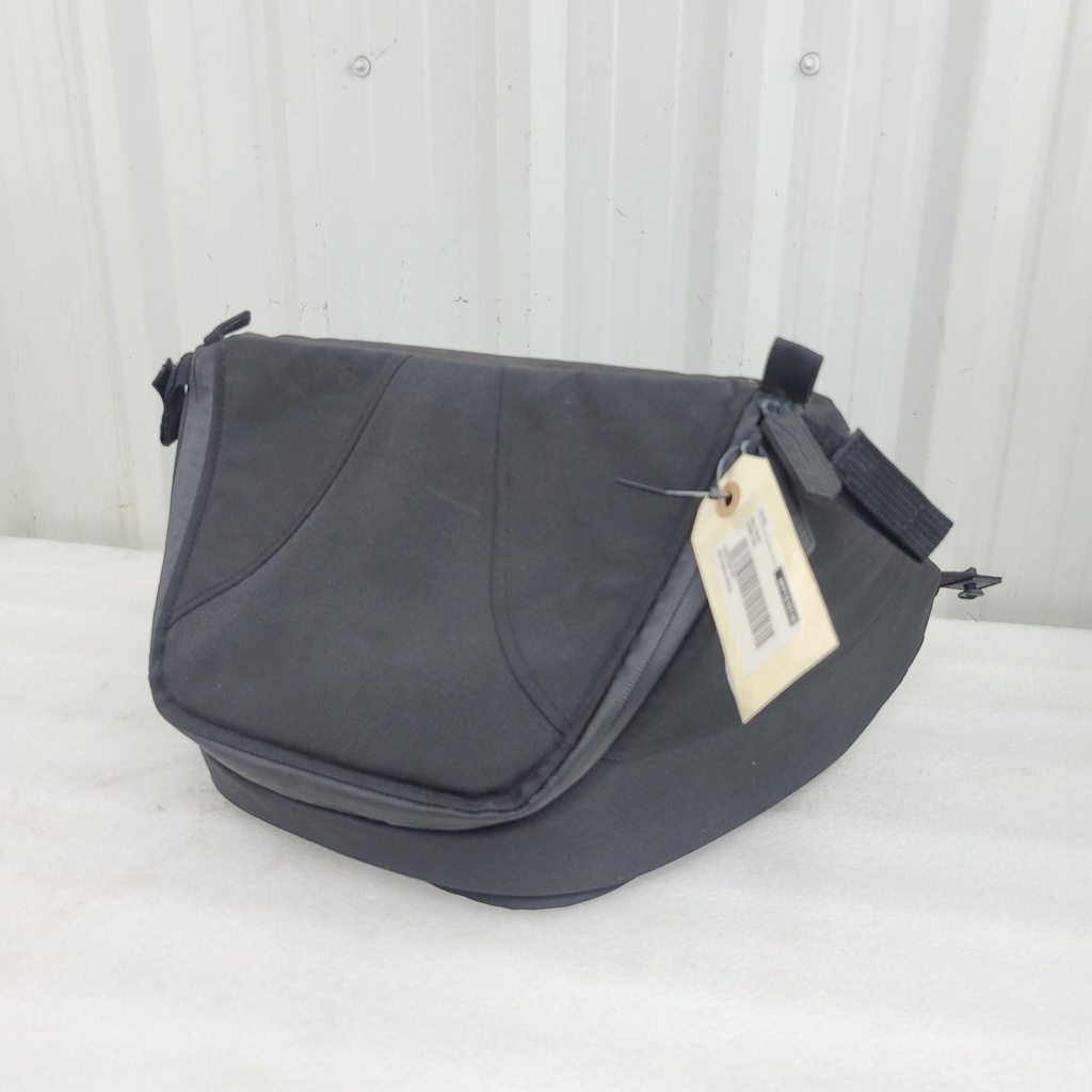 bag, tunnel