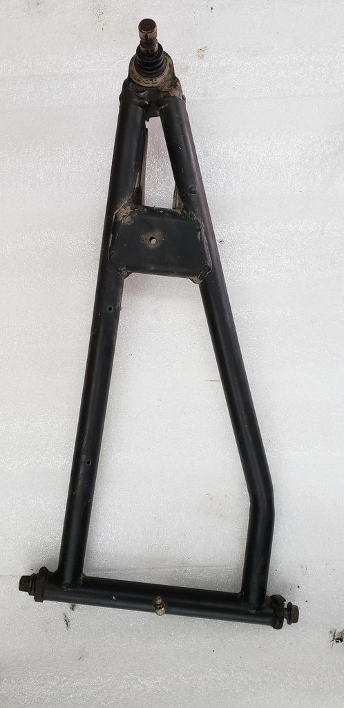 [1018200-458-001] CONTROL ARM WELD FRONT UPPER RI (1018200-458-001)