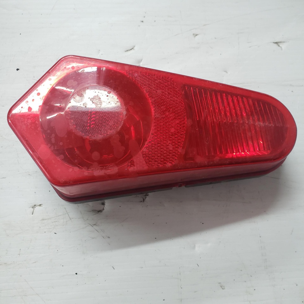 taillight assembly, left