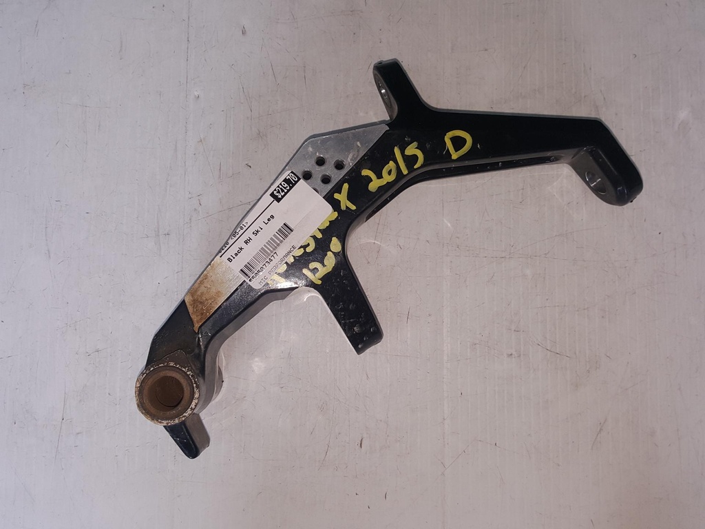 Black RH Ski Leg