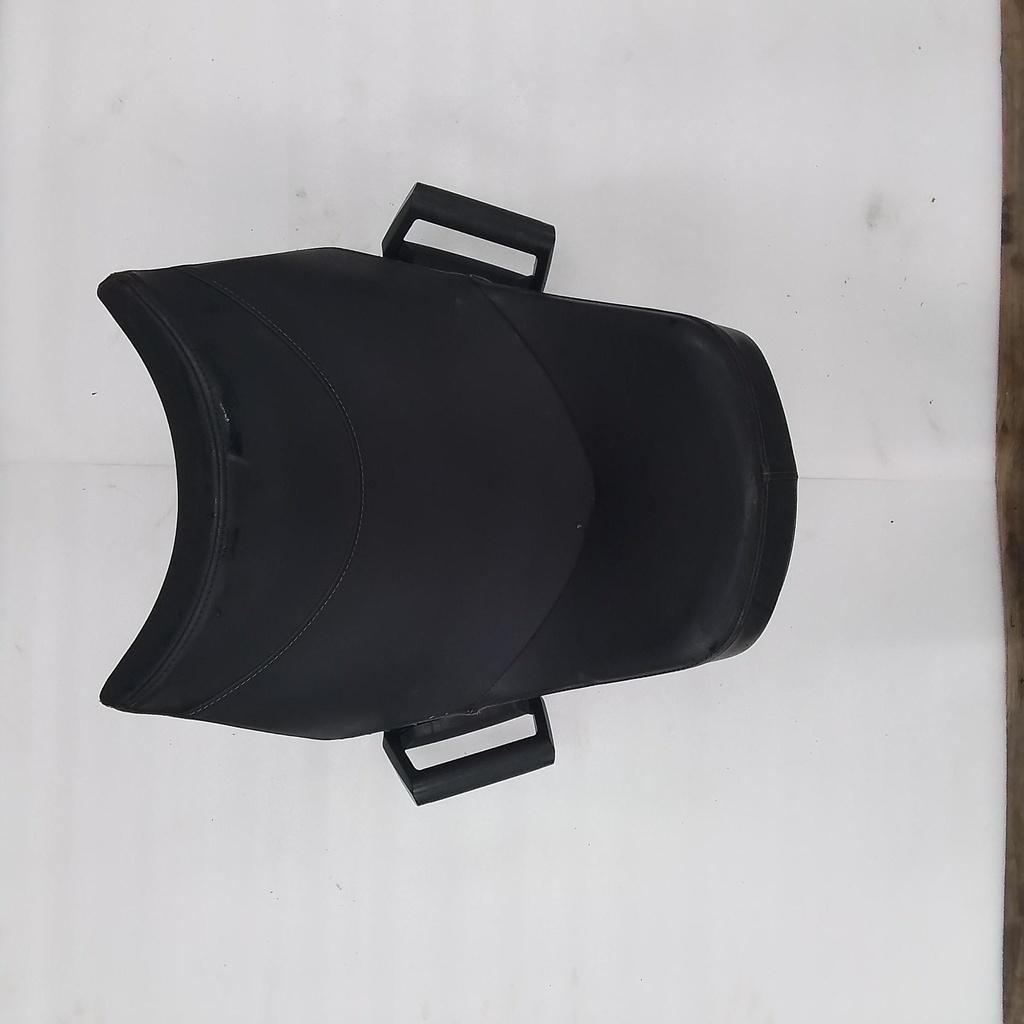[510005320-001] Rear Seat Cover XU (510005320-001)