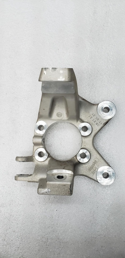 [5139940-001] KNUCKLE, RH - POLARIS - 5139940