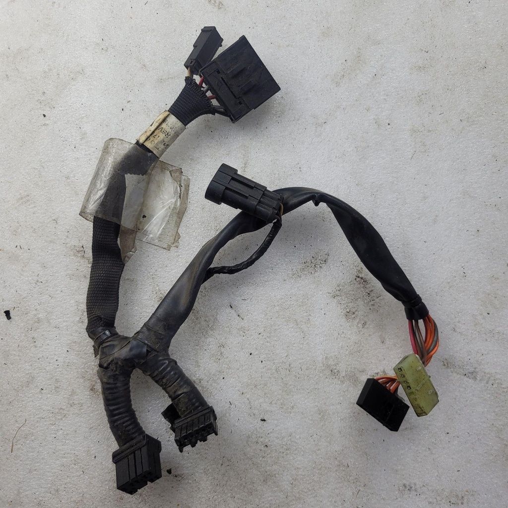HANDLE HARNESS