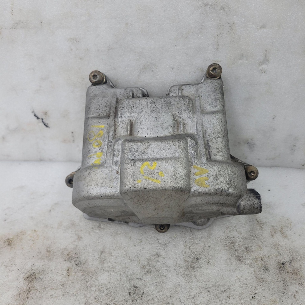 [420611320-001] valve cover, front