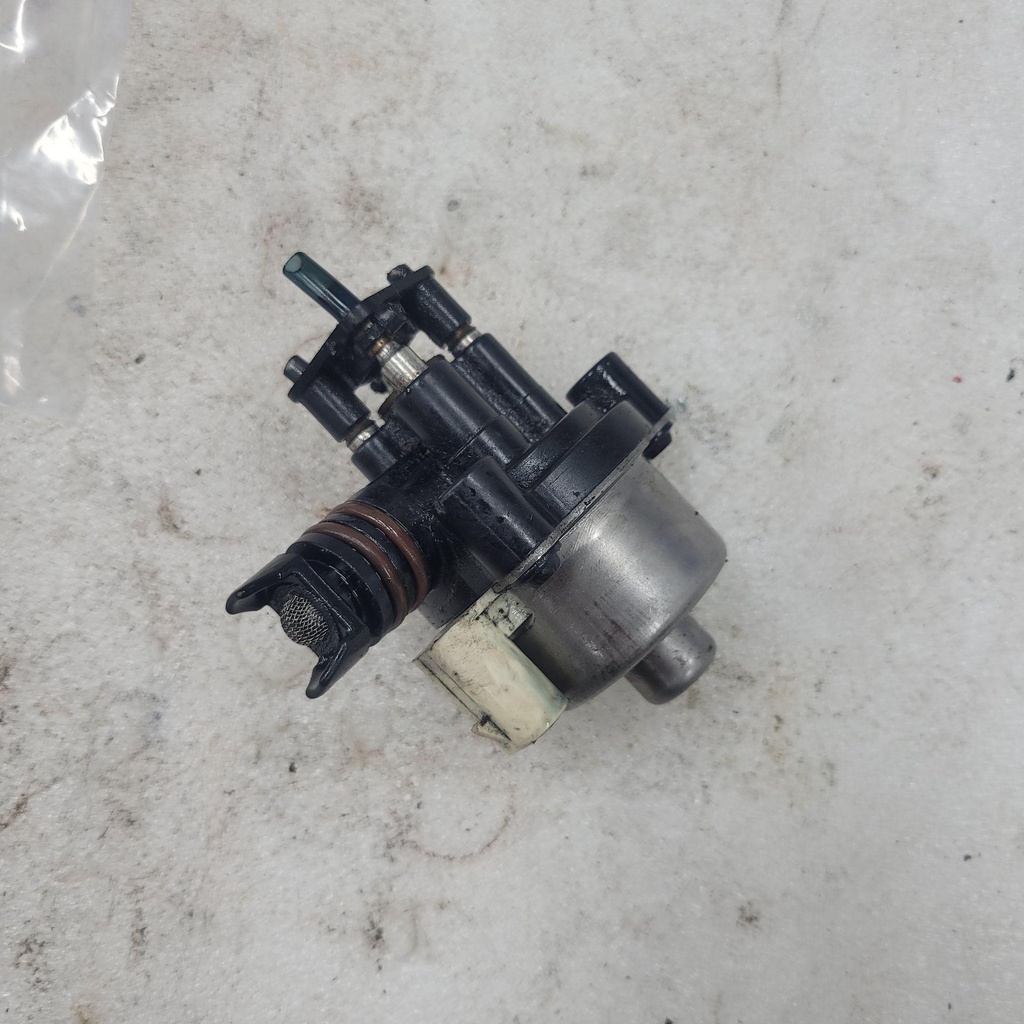 (new ref. 519000376) oil pump