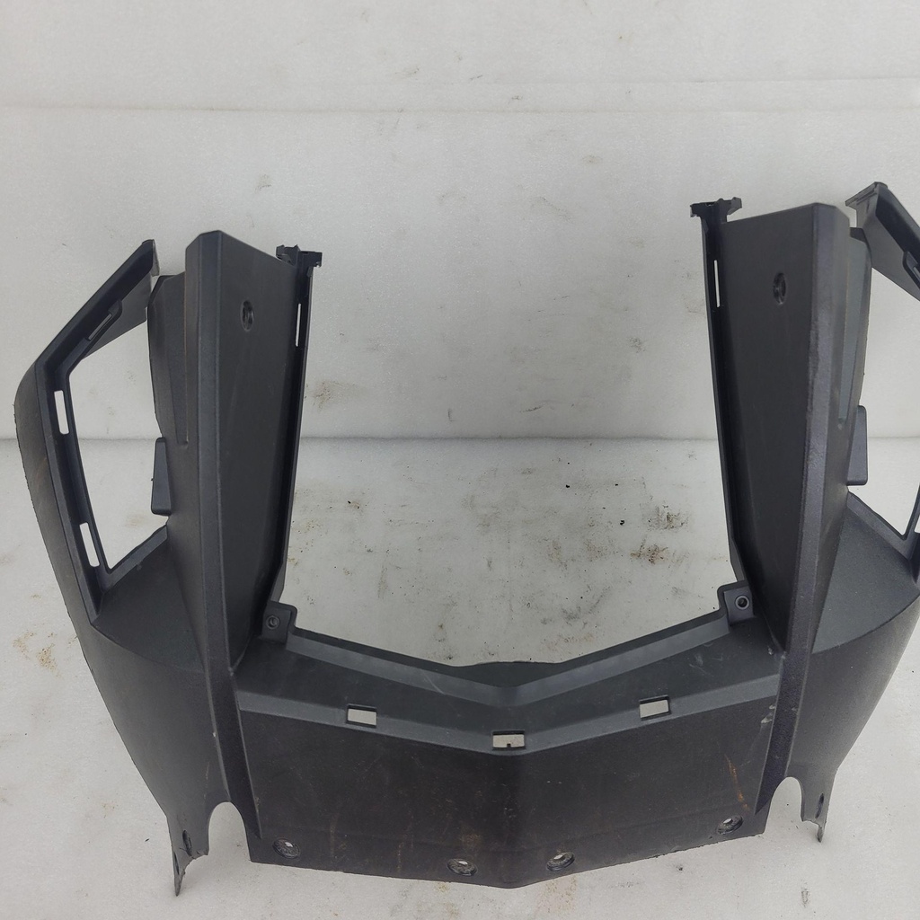 front fascia w/reflectors (inc. 8)