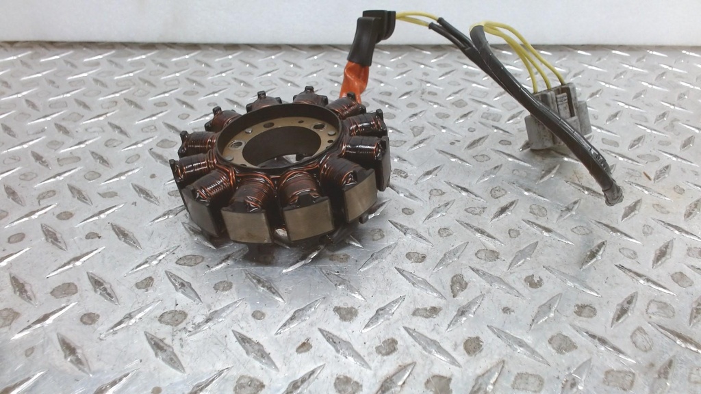 [420892370-001] stator plate (420892370-001)